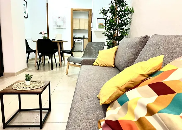 Adelfa - 2 Hab, Aa, Parking Gratis, Junto Hospital